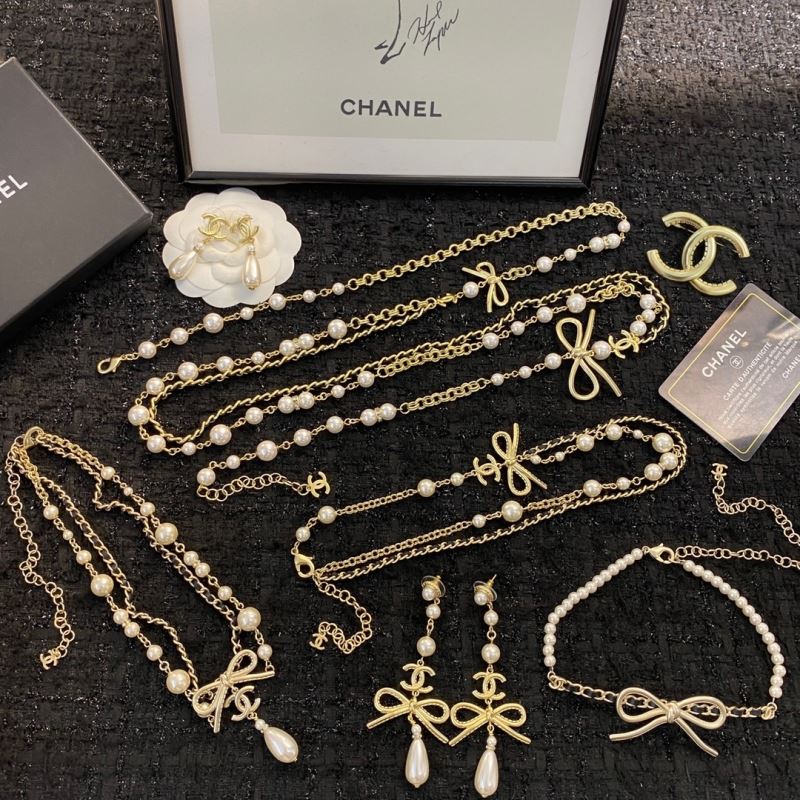 Ch**el necklaces